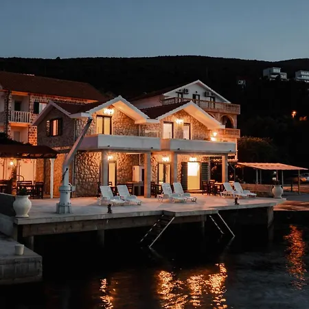 Apartments Ponta Krasici Tivat Exterior photo