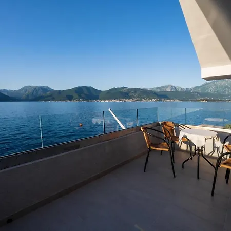 Apartments Ponta Krasici Tivat Exterior photo