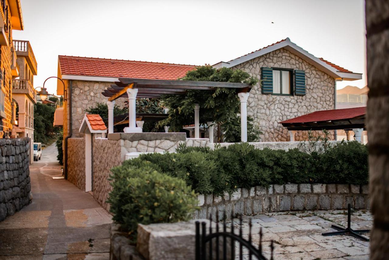 Ponta Krasici * טיווט